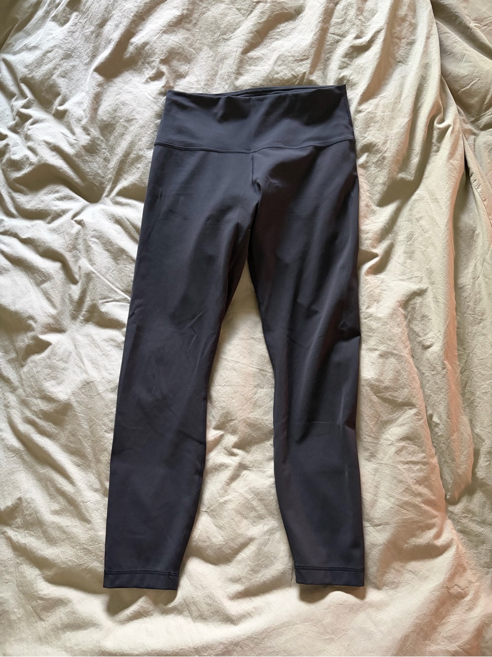 Lululemon Wunder Train Contour Fit High-Rise Tight 25"